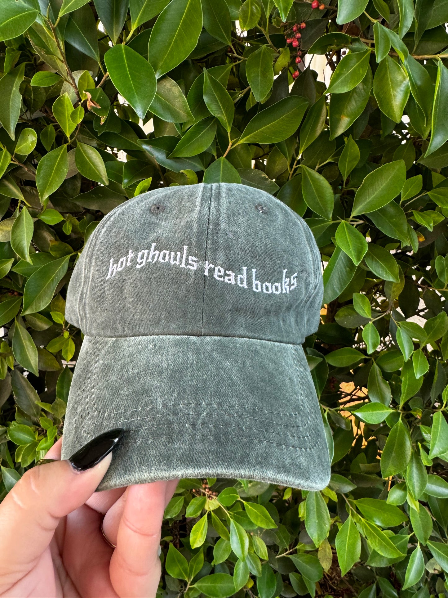 spooky bookish hats!